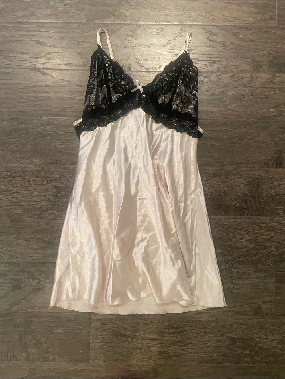Silk-Feel Lace Trim Slip Dress in Black and Cream Size Small